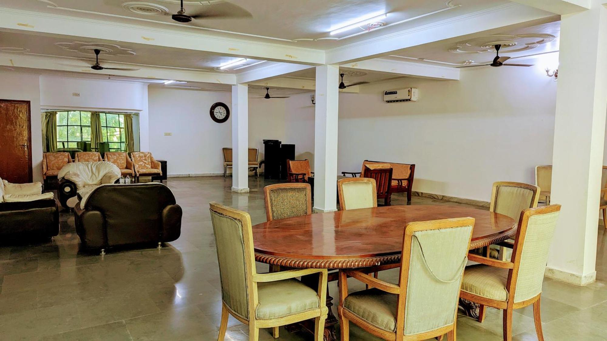 Hotel Lecston @Yashobhoomi Dwarka Sector - 25 Metro Station Delhi Zewnętrze zdjęcie