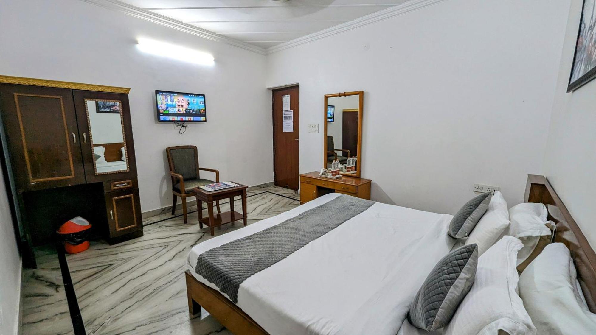 Hotel Lecston @Yashobhoomi Dwarka Sector - 25 Metro Station Delhi Zewnętrze zdjęcie