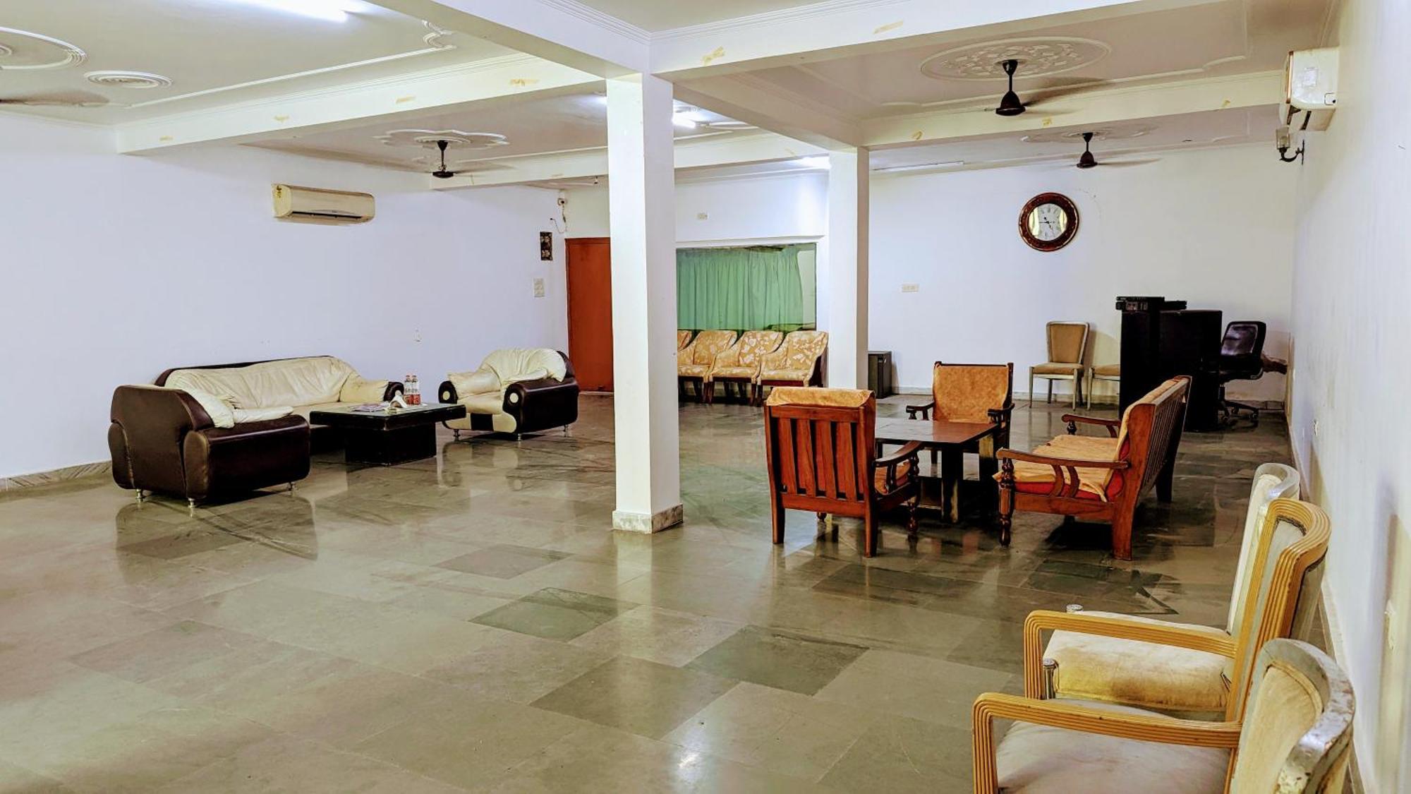 Hotel Lecston @Yashobhoomi Dwarka Sector - 25 Metro Station Delhi Zewnętrze zdjęcie
