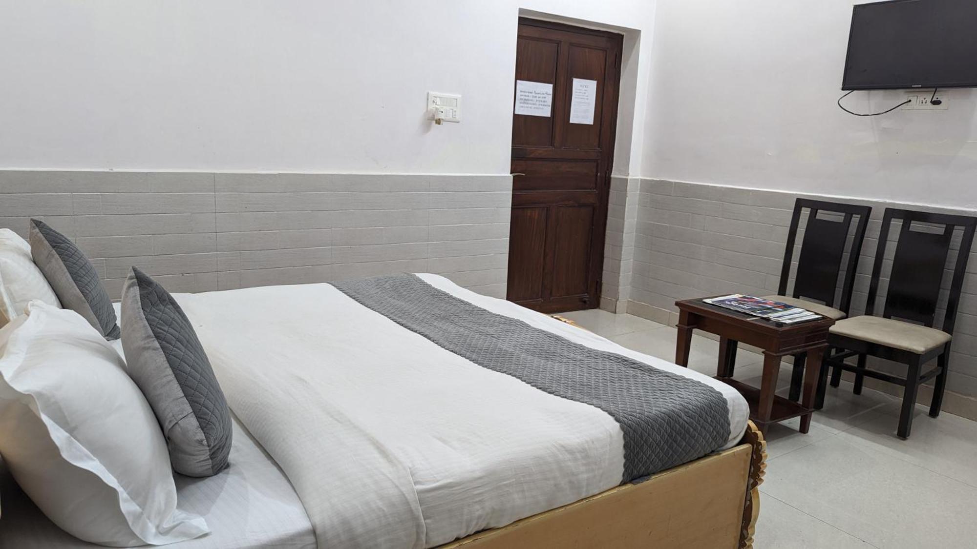 Hotel Lecston @Yashobhoomi Dwarka Sector - 25 Metro Station Delhi Zewnętrze zdjęcie