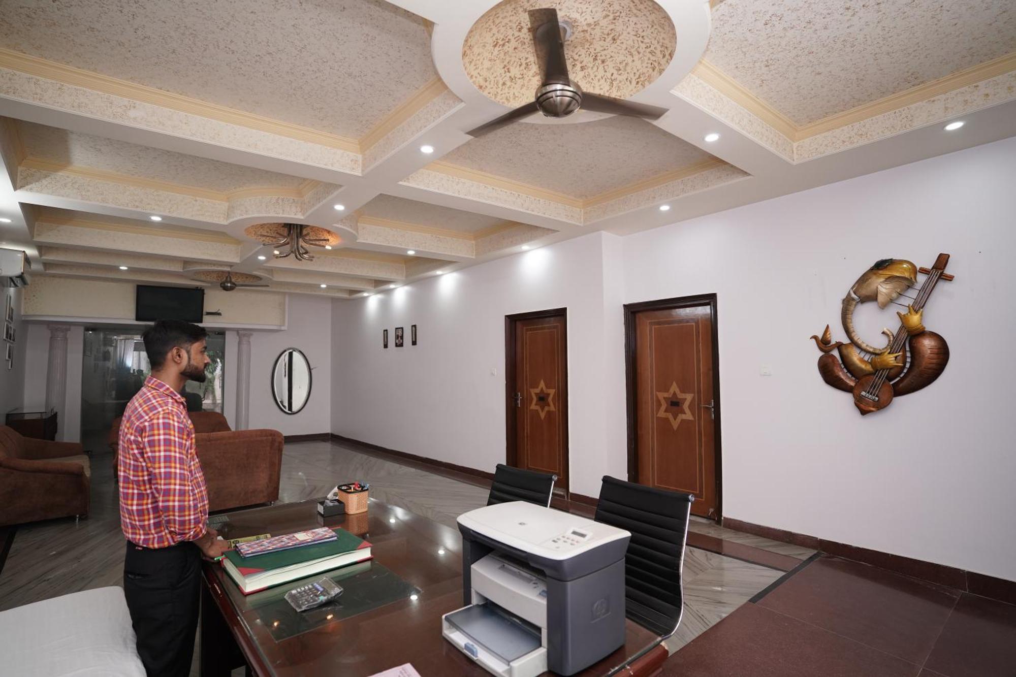 Hotel Lecston @Yashobhoomi Dwarka Sector - 25 Metro Station Delhi Zewnętrze zdjęcie