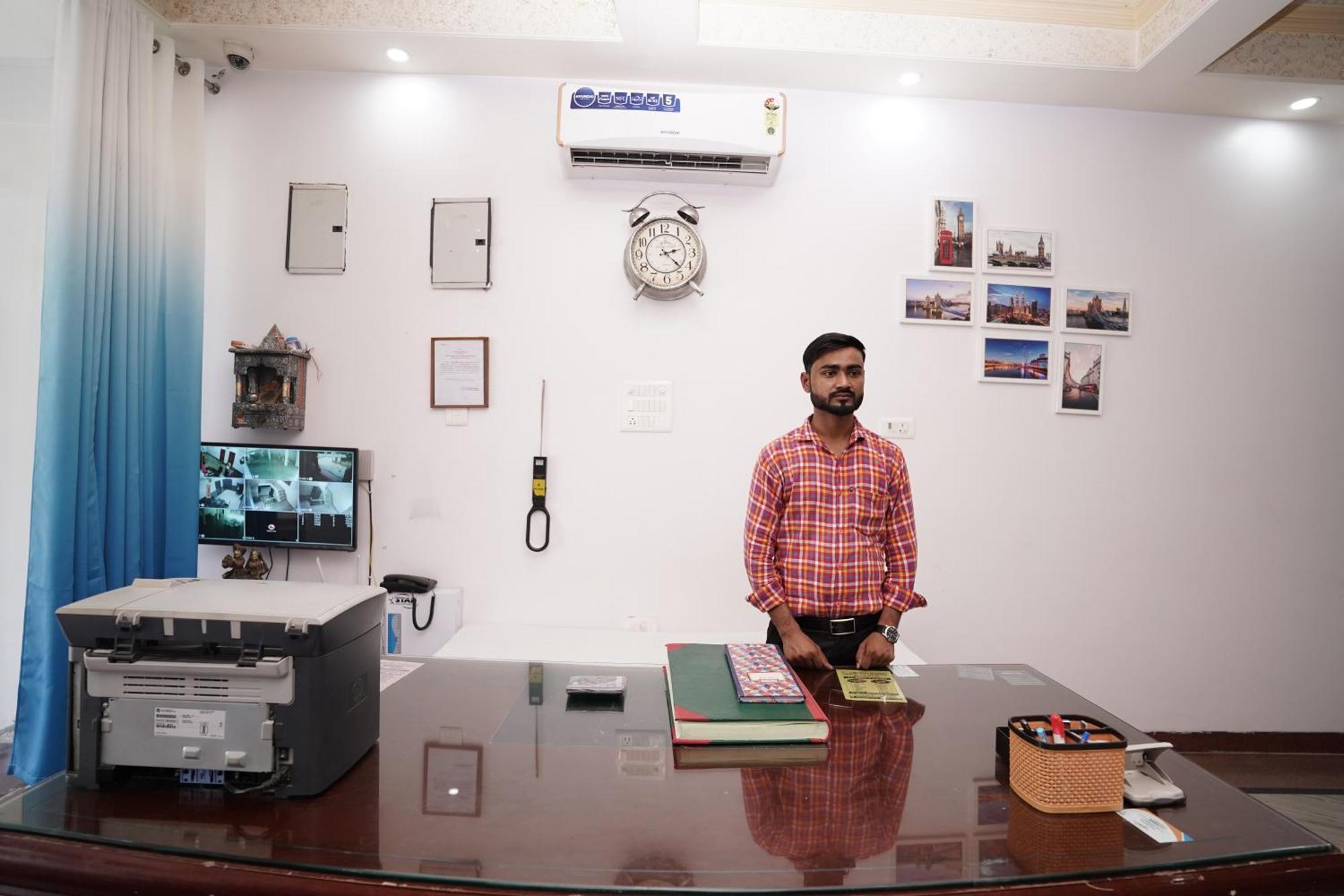 Hotel Lecston @Yashobhoomi Dwarka Sector - 25 Metro Station Delhi Zewnętrze zdjęcie