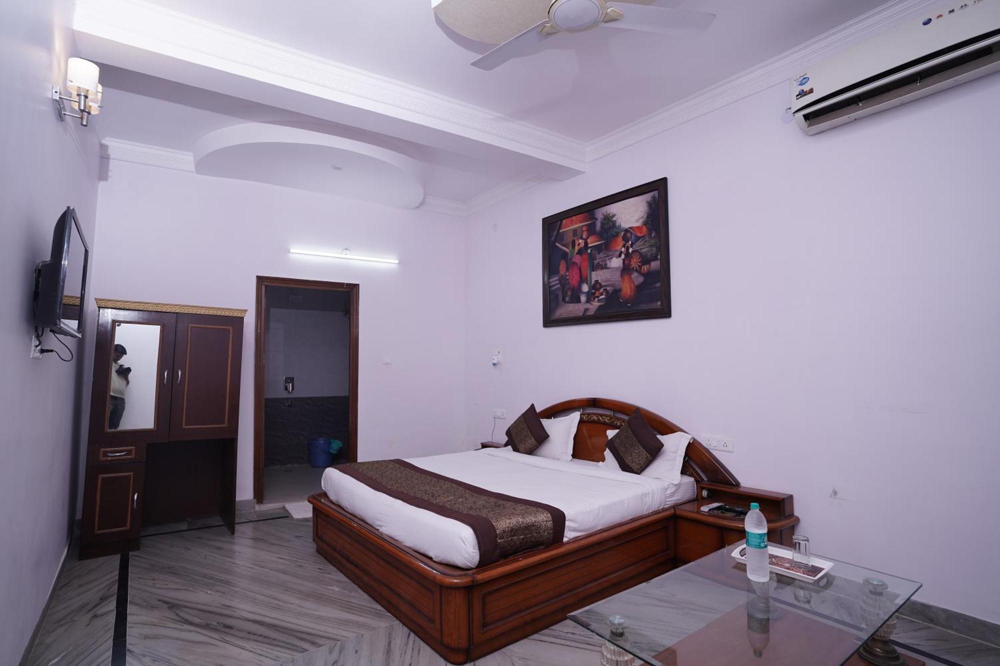 Hotel Lecston @Yashobhoomi Dwarka Sector - 25 Metro Station Delhi Zewnętrze zdjęcie